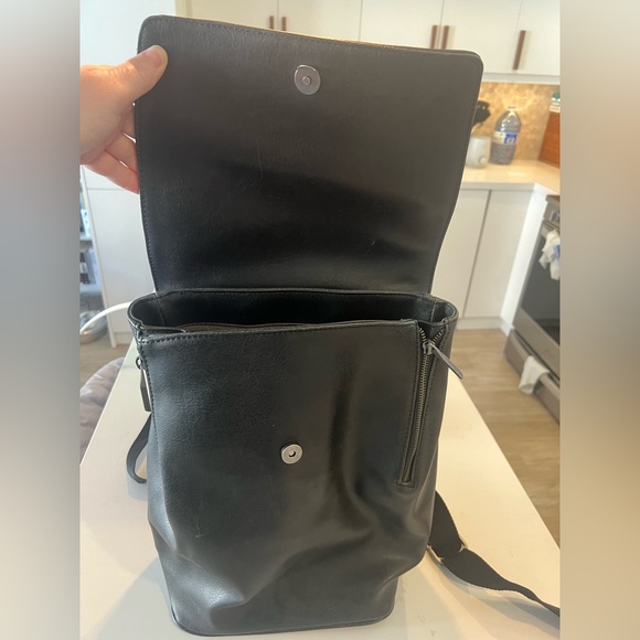 Matt and Nat Black Fabi Backpack - Picture 8 of 10